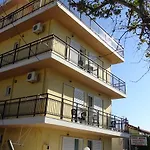 Poros House