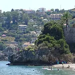 Poros House