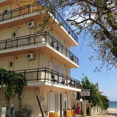 Poros House * 波罗斯
