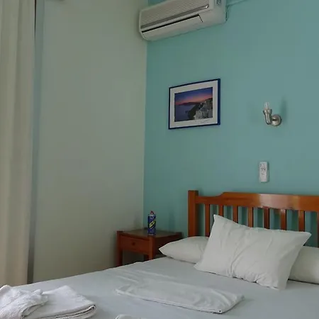 招待所 Poros House