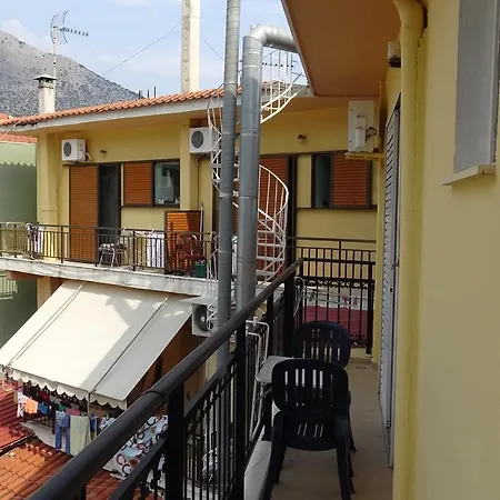 招待所 Poros House 波罗斯